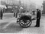 Click image for larger version. 

Name:	HAND WATER CART ISLINGTON 1905.JPG 
Views:	1908 
Size:	64.0 KB 
ID:	9926
